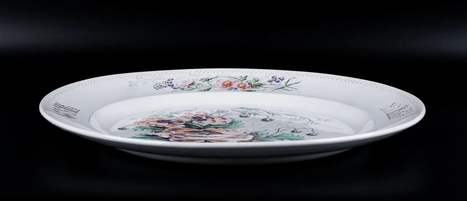 Блюдо «Хлеб, да Соль». Германия, фабрика Villeroy & Boch в Метлахе, конец XIX века. — фото 3