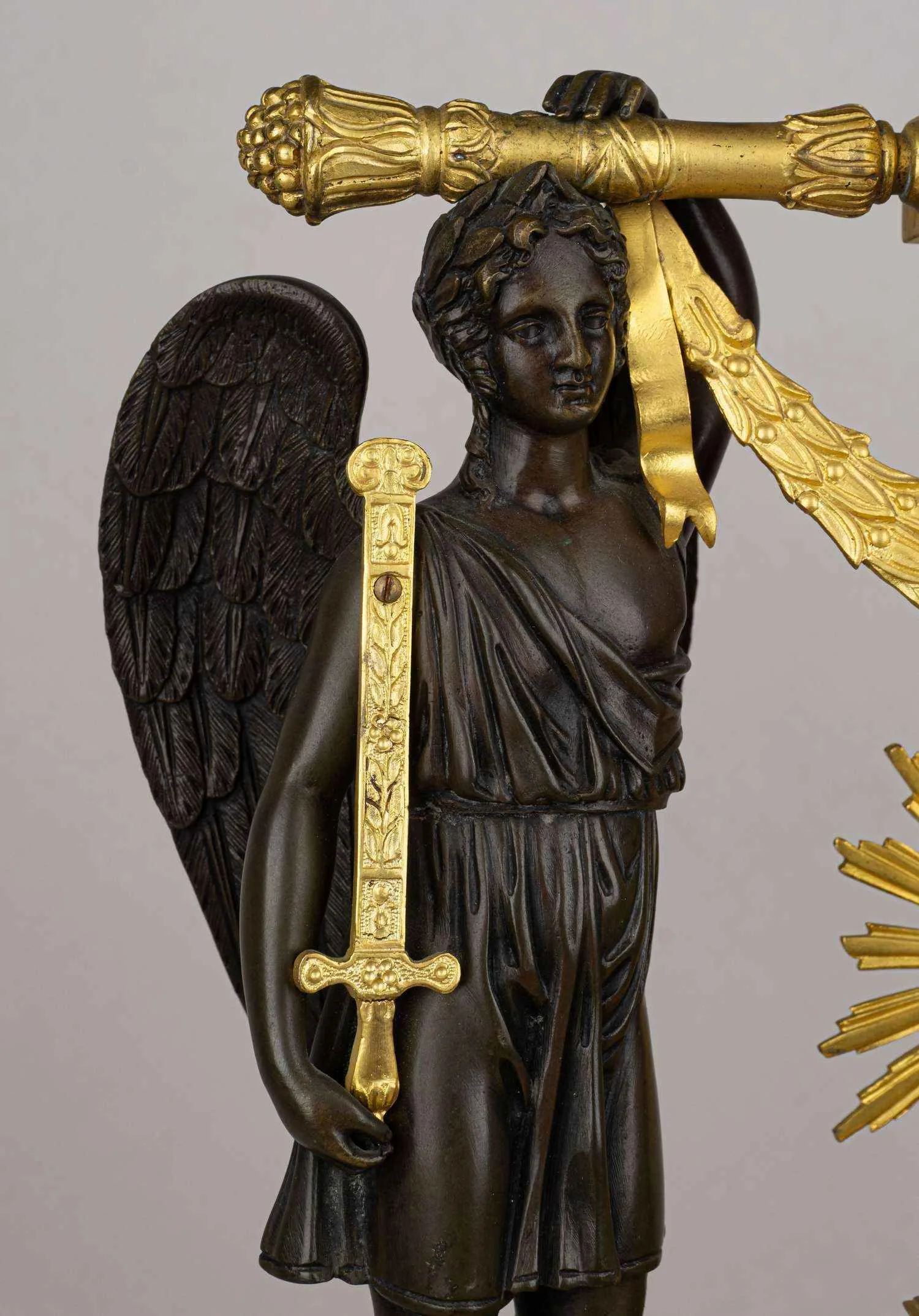 (С экспертизой) Часы каминные «Триумф Гомера». Франция, 1820-е годы. — фото 9