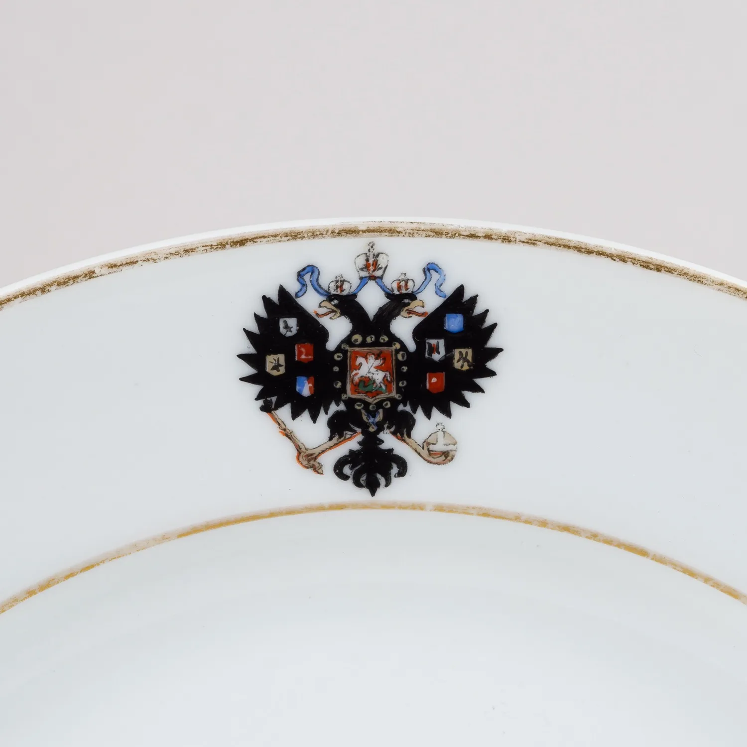 Тарелка из Зимнедворского сервиза. Россия, Императорский фарфоровый завод, 1913 г. — фото 3