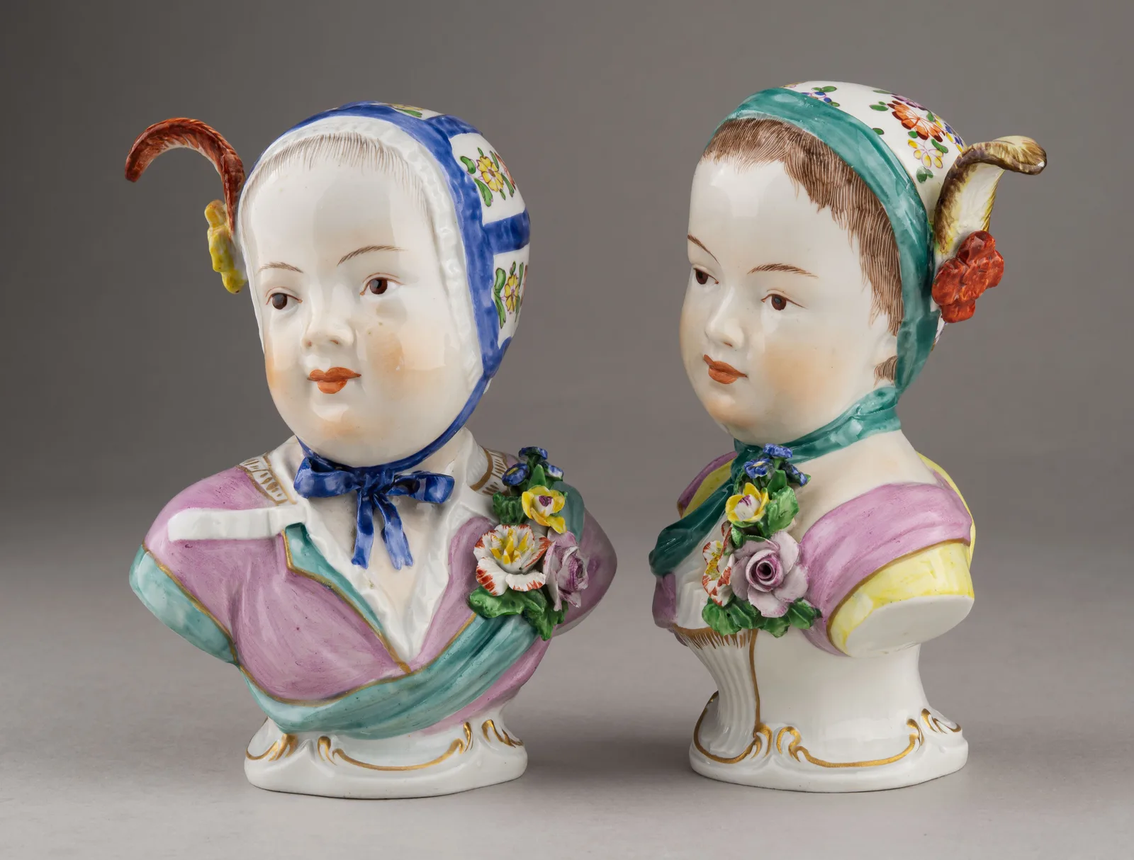 (Старая Вена) Бюсты мальчика и девочки. Австрия, Royal Vienna, по модели И.И. Кендлера (1760-е), 1820-1827 годы. — фото 2