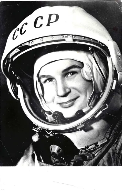 3 фотографии «Валентина Владимировна Терешкова». 1960-е годы.