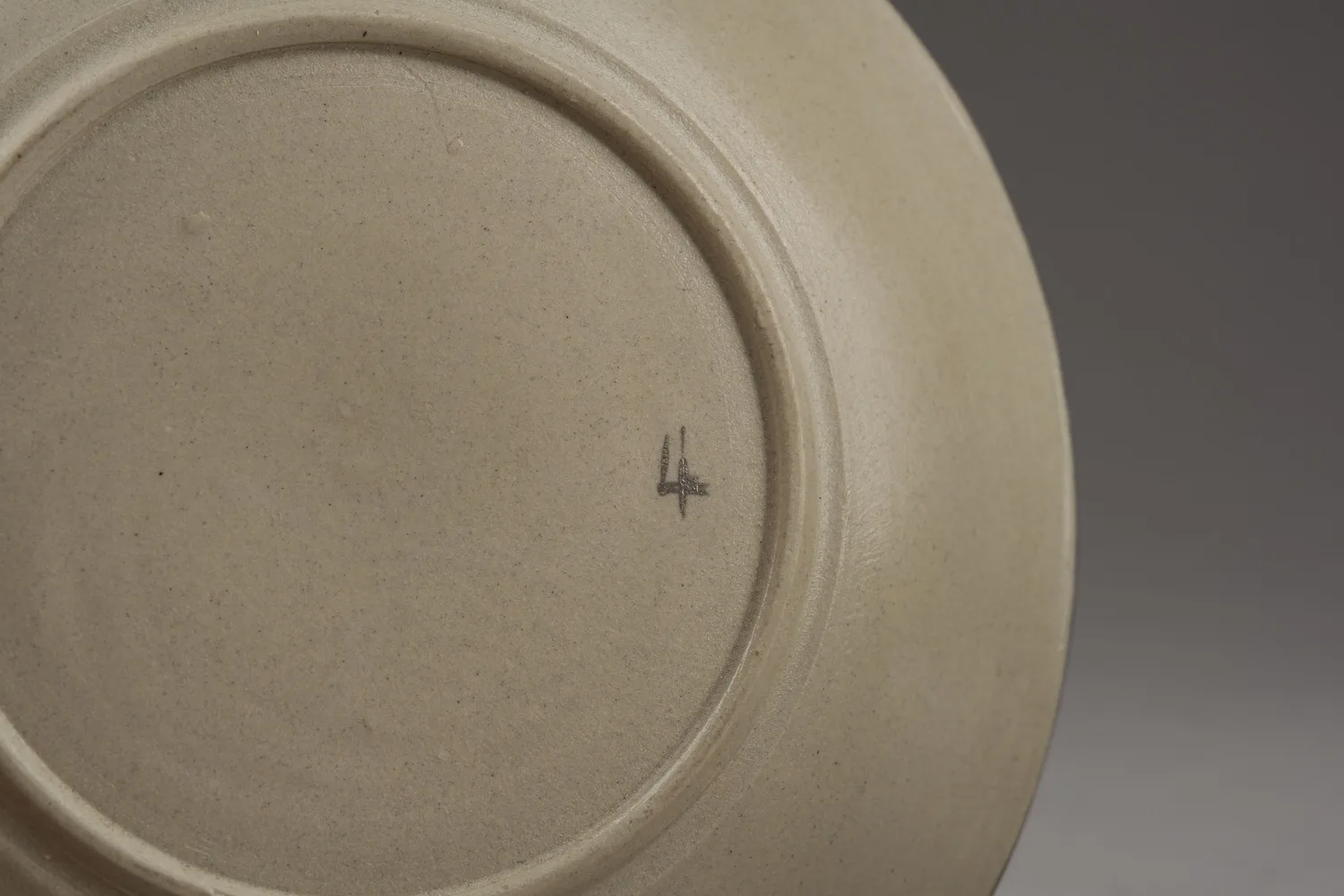 (Villeroy & Boch) Сервиз тет-а-тет на подносе. Германия, Метлах, мануфактура «Villeroy & Boch», 1852-1873 годы. — фото 10