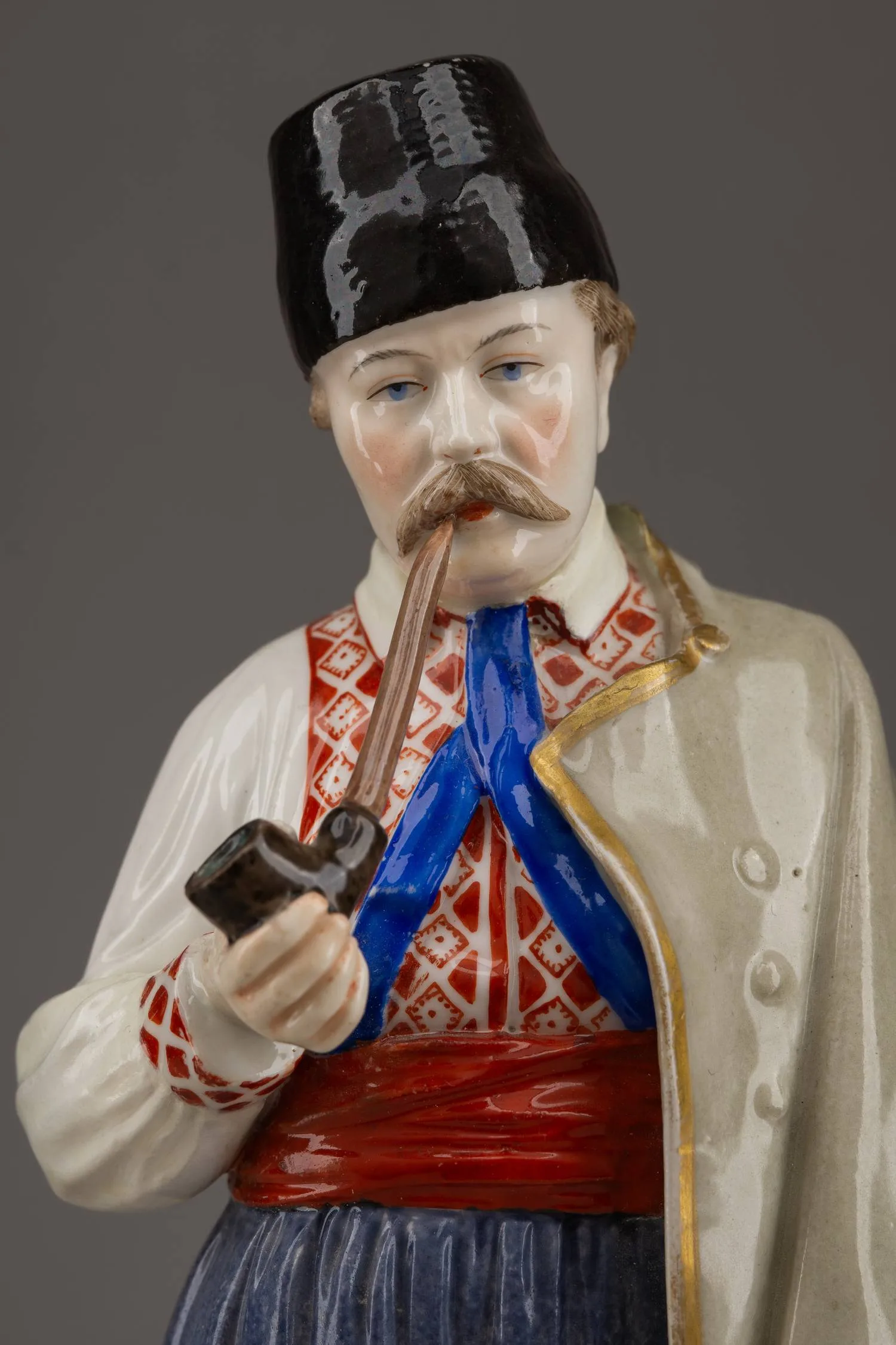 Скульптура «Украинский крестьянин с трубкой». Россия, XX век. — фото 6