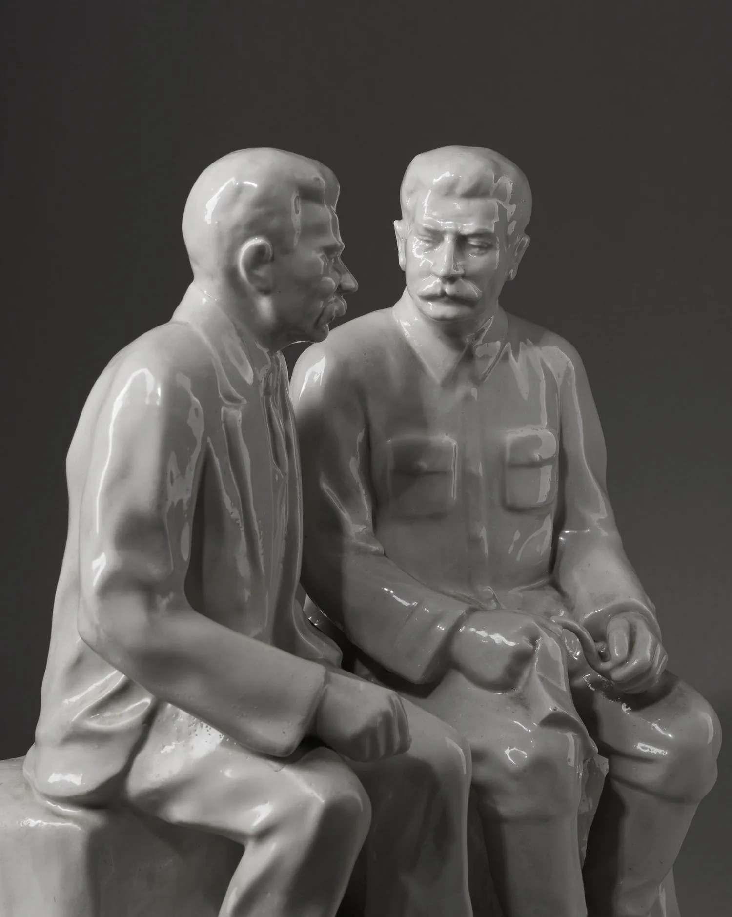 Скульптура «Сталин и Горький». СССР, Дулевский фарфоровый завод, скульптор Николай Павлович Пустыгин, 1950-е. — фото 5