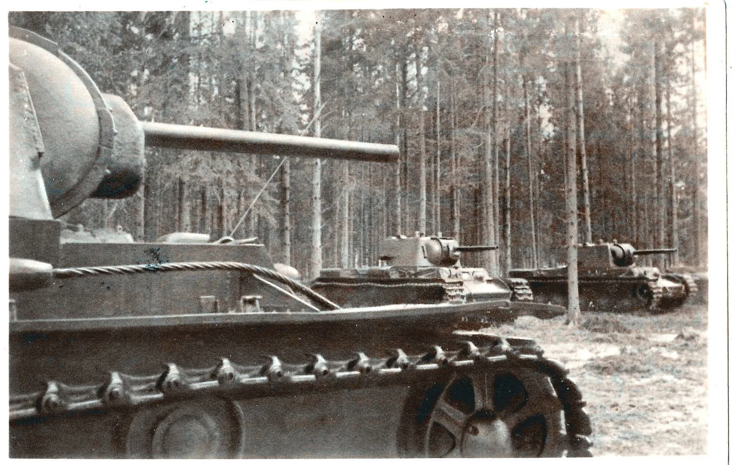 5 фотооткрыток «В действующей армии». СССР, 1940-е годы. — фото 3