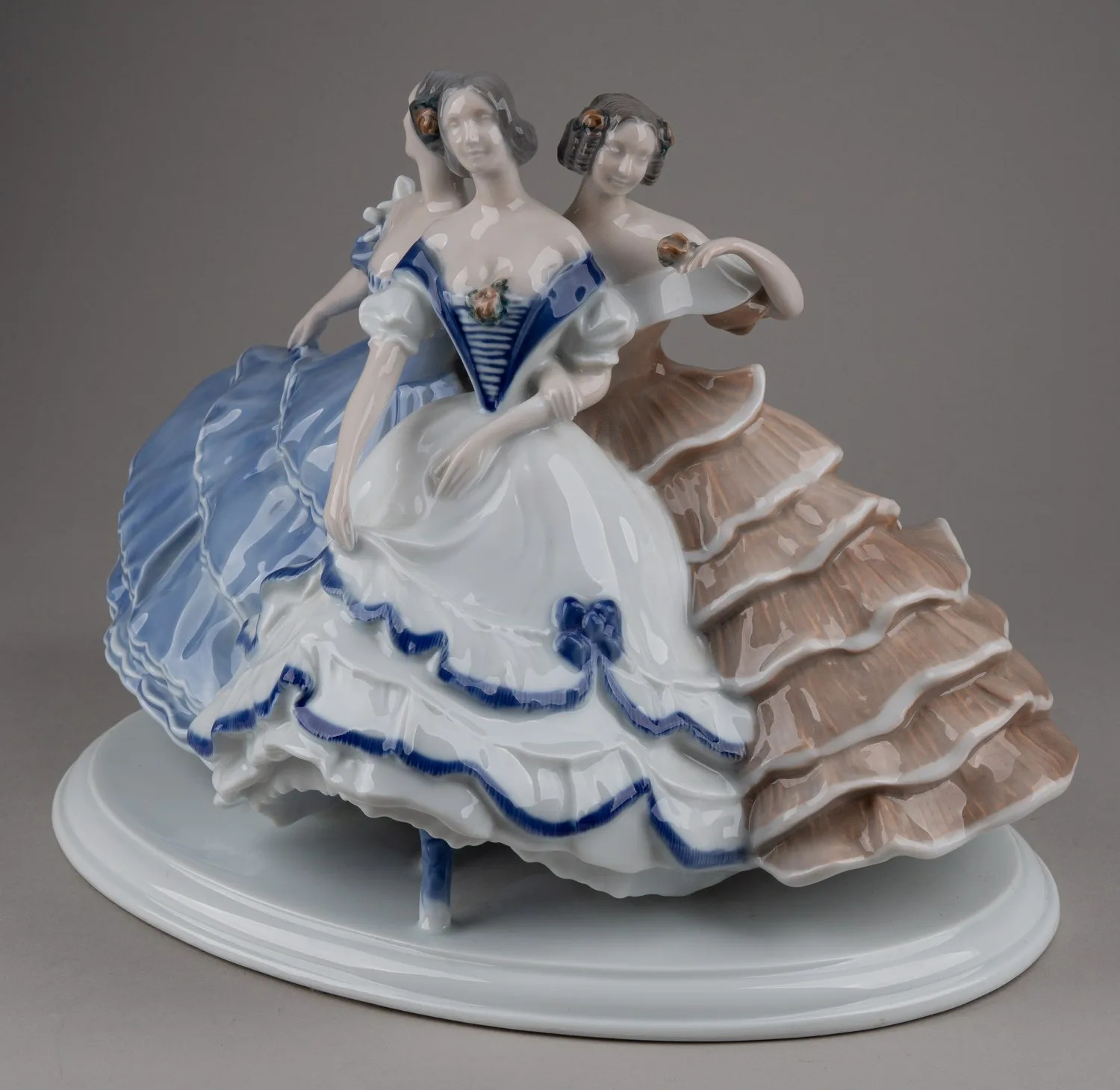 Скульптура «Три танцовщицы». Германия, Rosenthal, скульптор C.Volkhardt, 1920-е годы. — фото 3