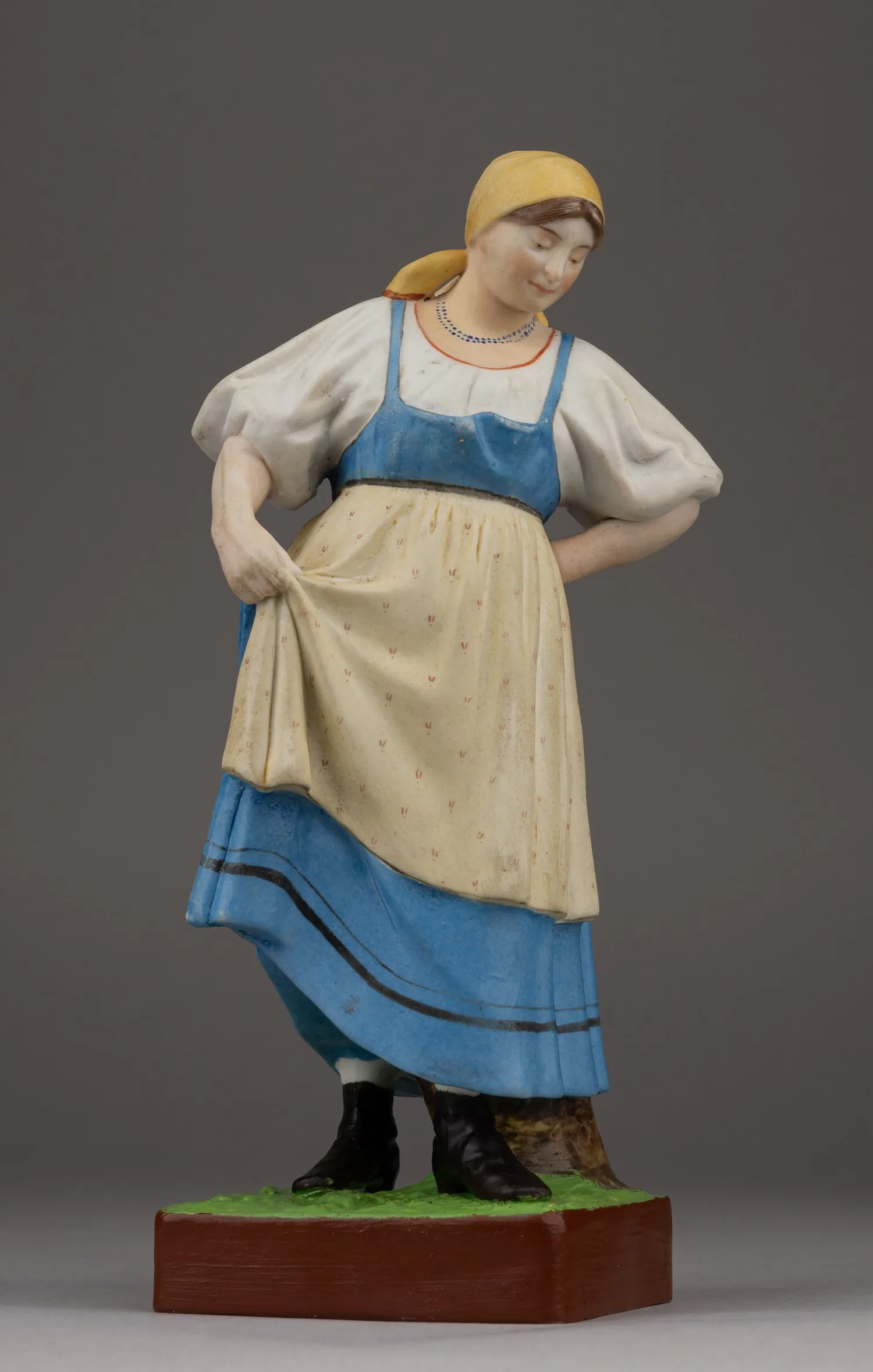 Скульптура «Плясунья». Россия, Вербилки, Завод Гарднера, 1880-1890 годы. — фото 1