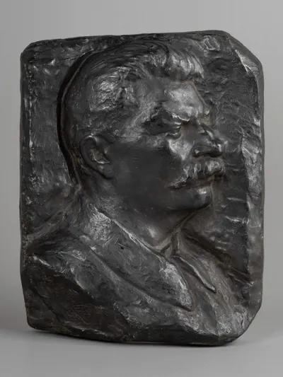 Барельеф «Иосиф Сталин». С автографом Мане Каца. СССР, 1951.
