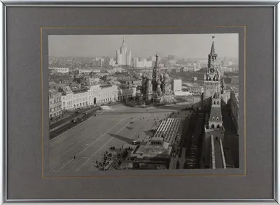 Фотография. Вид Красной площади и Москвы с Никольской башни Московского Кремля. СССР, середина XX века.