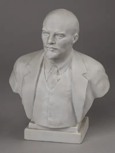 Бюст «В.И. Ленин». СССР, Ленинрадский фарфоровый завод, 1960-е годы.
