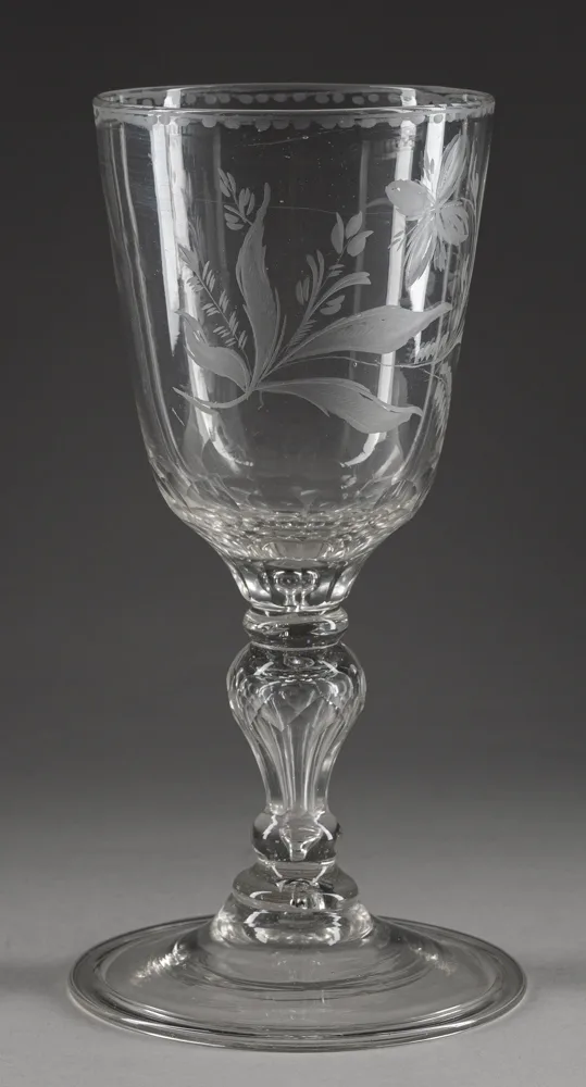 Кубок с гравированным декором в виде цветка. Россия, Завод Орлова, 1790-е годы. — фото 2