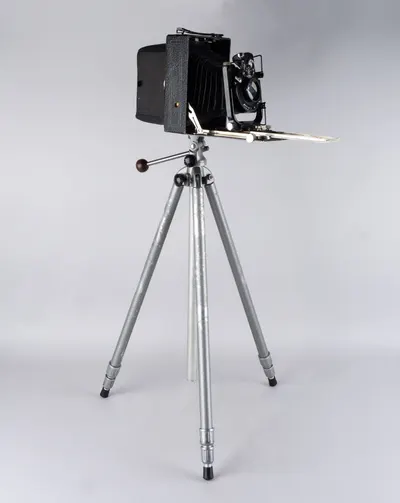 Пластиночный фотоаппарат «Фотокор №1» с штативом. СССР, 1930-1940-ые годы.