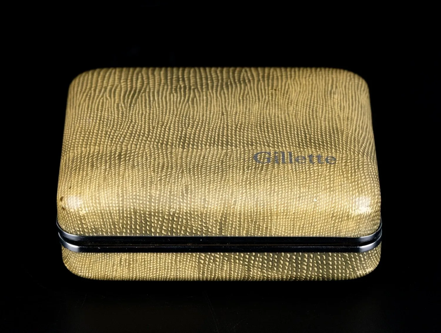 Бритвенный станок Gilette «Safety Razor» с лезвиями в оригинальном чехле. Англия, 1962 год. — фото 5