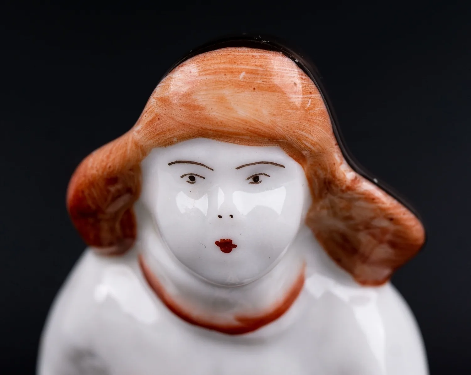 Фарфоровая статуэтка «Лыжник». СССР, Барановский фарфоровый завод, 1950-1960-е годы. — фото 4