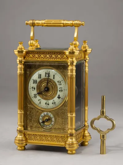 Восьмидневные каретные часы с будильником. Франция, 1890-е годы