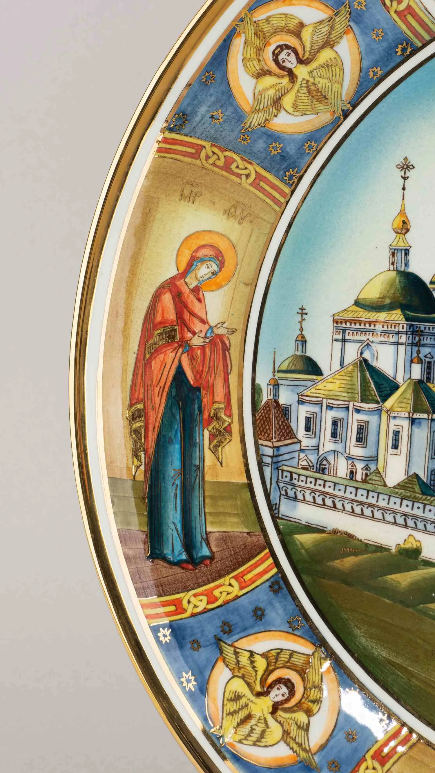 Декоративное блюдо с изображением Даниловского монастыря, из серии "850 лет Москве". Россия, Конаково, Автор - А.А. Казанков, 1997 год. — фото 5