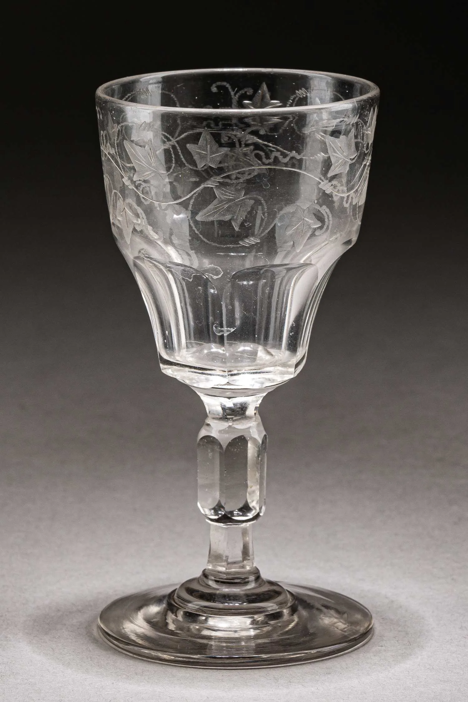 Рюмка из сервиза («Лондонский»). Россия, Императорский фарфоровый завод. 1840-1850-е годы. — фото 2