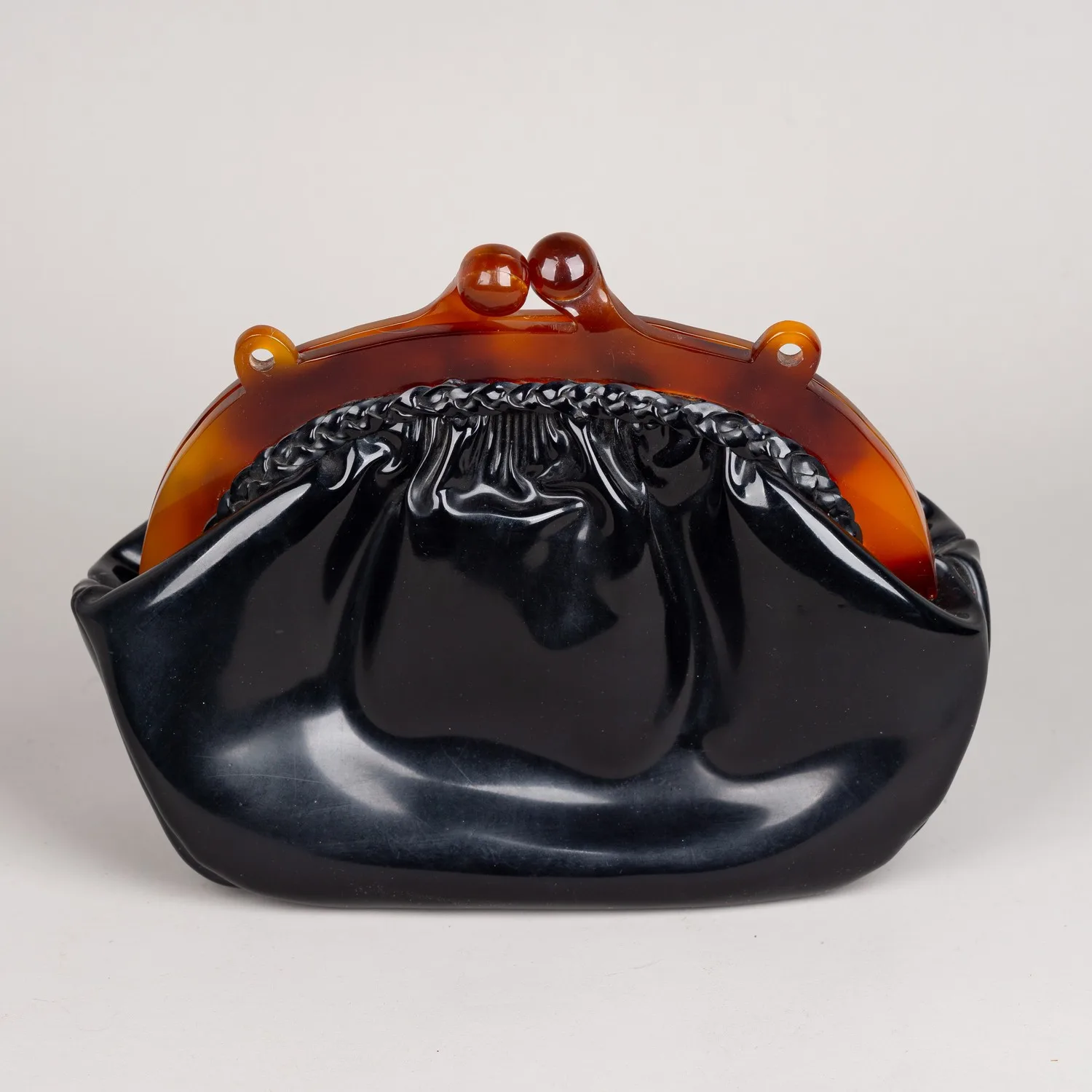 Сумочка кросс-боди из винила. Франция, Лимож, фирма D'Arceau-Limoges, 1970-1980-е годы. — фото 2