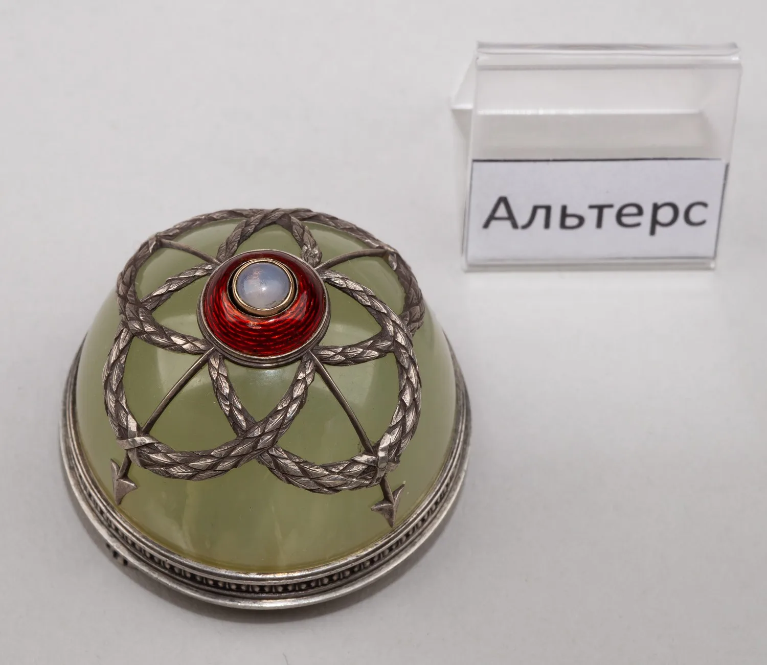 (Заказ императрицы Александры Федоровны) Мемориальный настольный звонок. Санкт-Петербург, фирма Придворного Поставщика К. Фаберже, мастерская К. Г. Ялмар Армфельдта, 1911. — фото 5