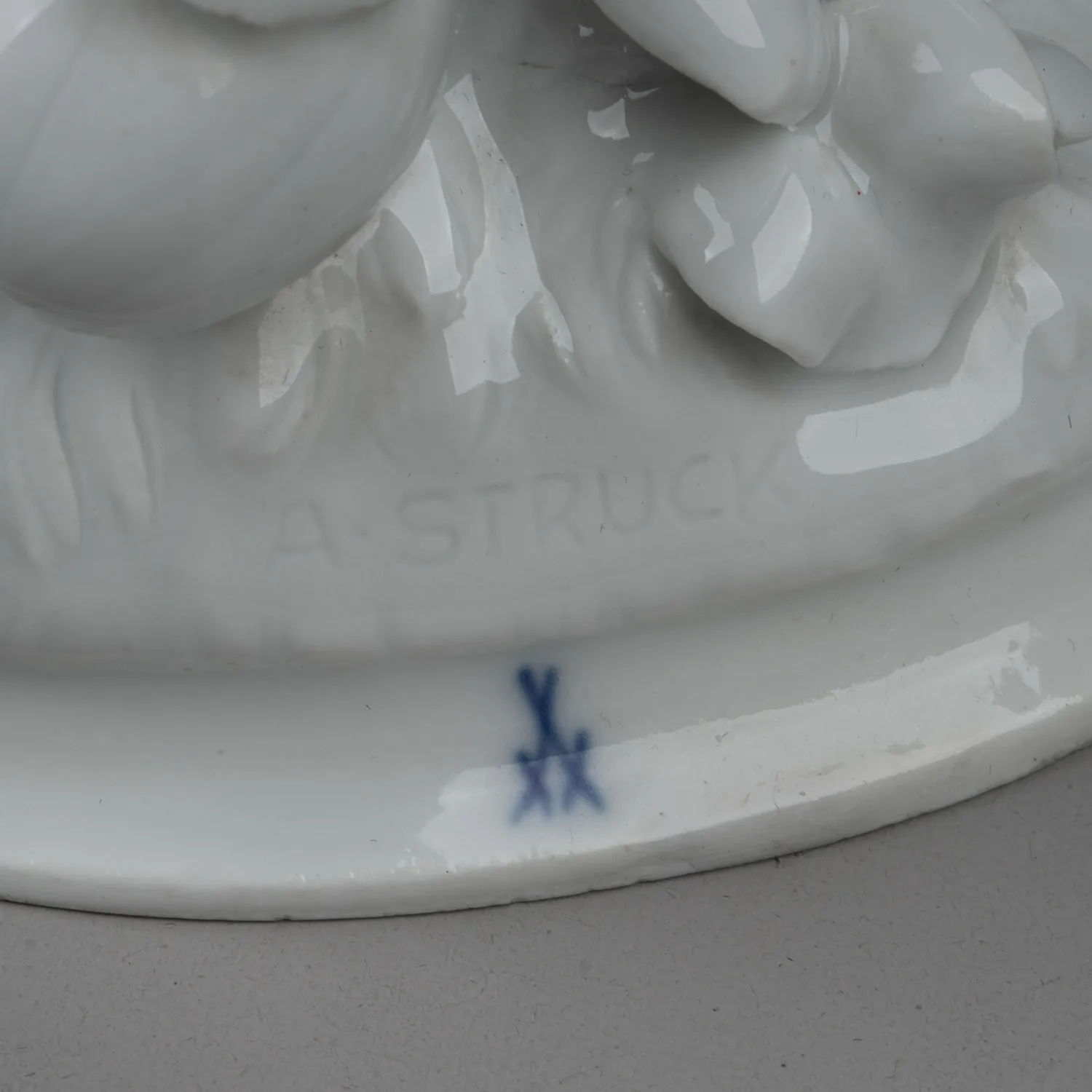 Скульптура «Материнство». Германия, мануфактура Meissen, скульптор A. Struck, 1930-40-е годы. — фото 4