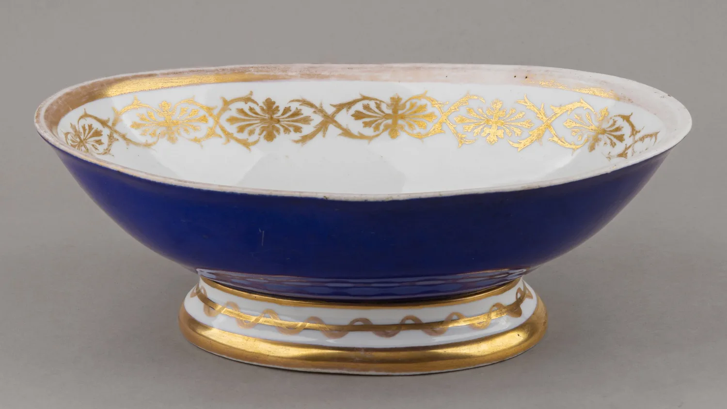 Салатник кобальтовый. Россия, Императорский фарфоровый завод, 1855-1881 годы. — фото 1