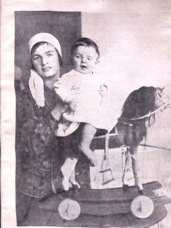 Фотография (на шёлке) ""Юный кавалерист"". СССР, 1920-е - 1930-е годы. — фото 1