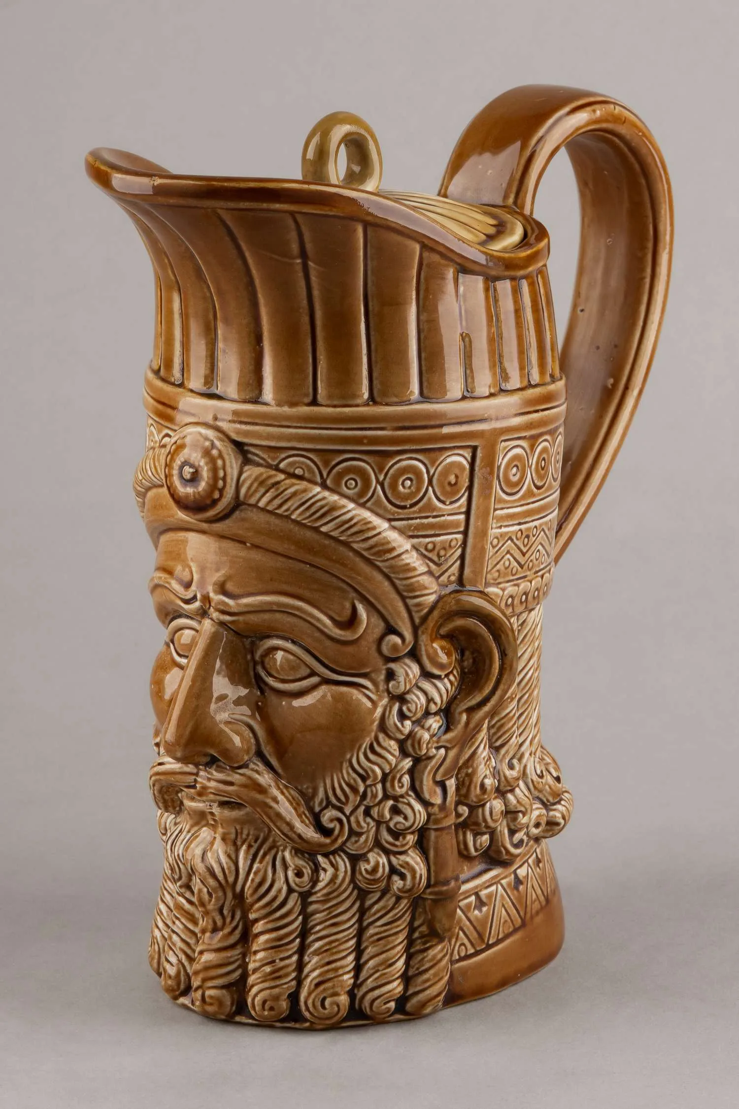 (Кузнецов) Кружка «Воин». Россия, Товарищество М.С. Кузнецова, 1889–1917 годы. — фото 1