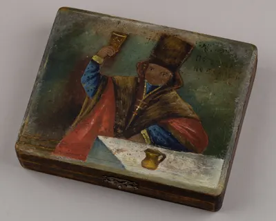Шкатулка с изображением молодого боярина «Петр да не Великий!» Россия, 1900-е годы.
