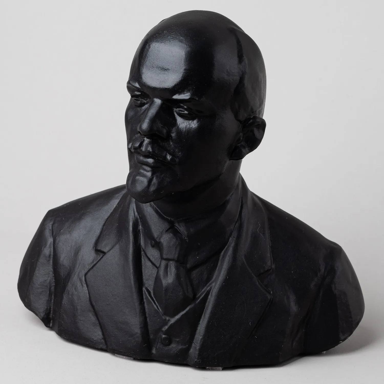 Бюст В.И. Ленина. СССР, Каслинский завод художественного литья, скульптор А.А. Мурзин, 1977 г. — фото 2