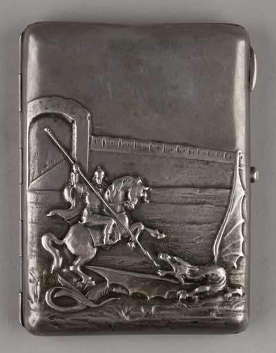 Портсигар «Георгий Победоносец с Крылатым Змием». Россия, Москва, 1908-1926 годы.