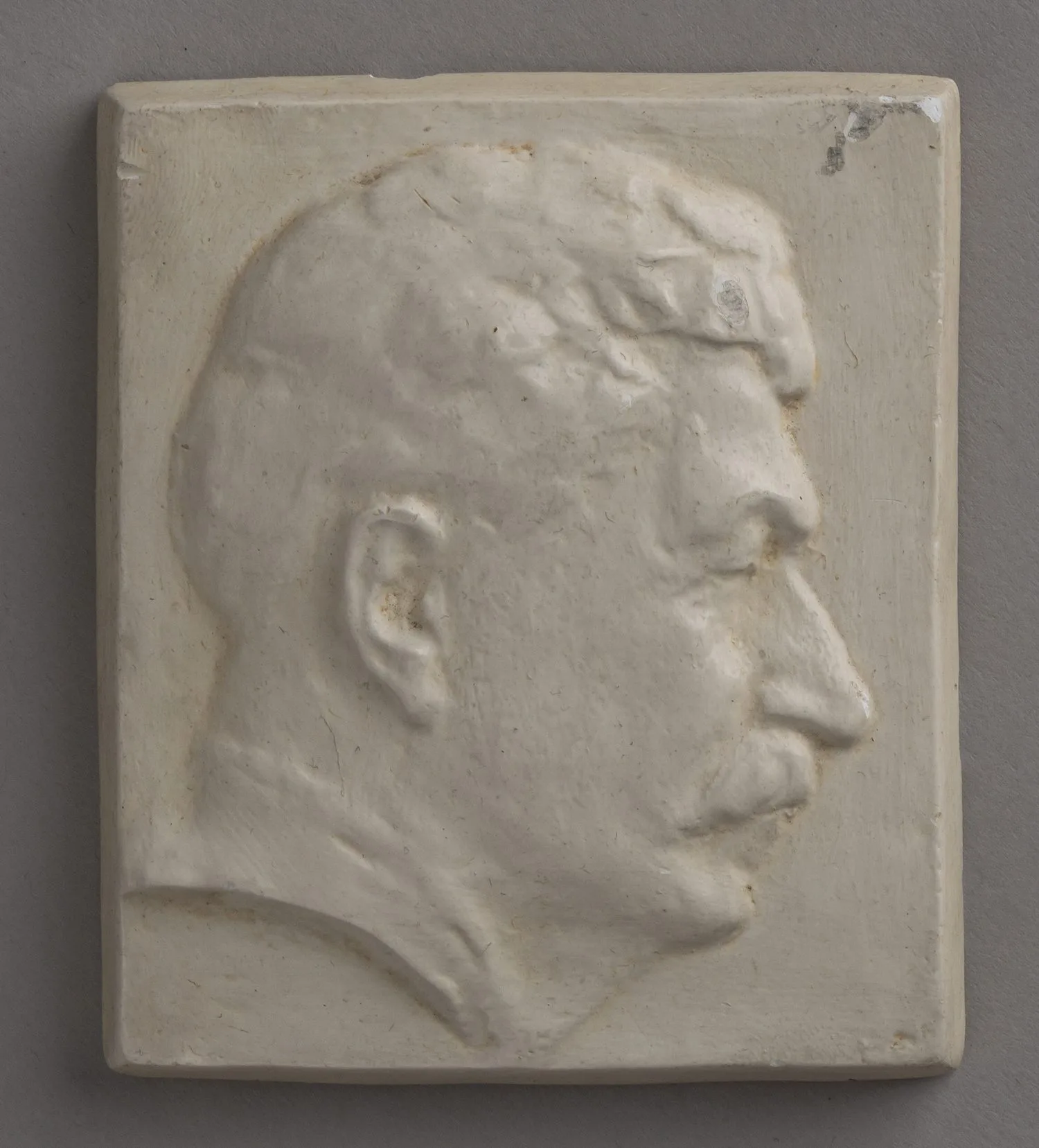 Плакетка «И.В. Сталин» в оригинальной коробке. СССР, Грузия, 1940-е годы. — фото 2