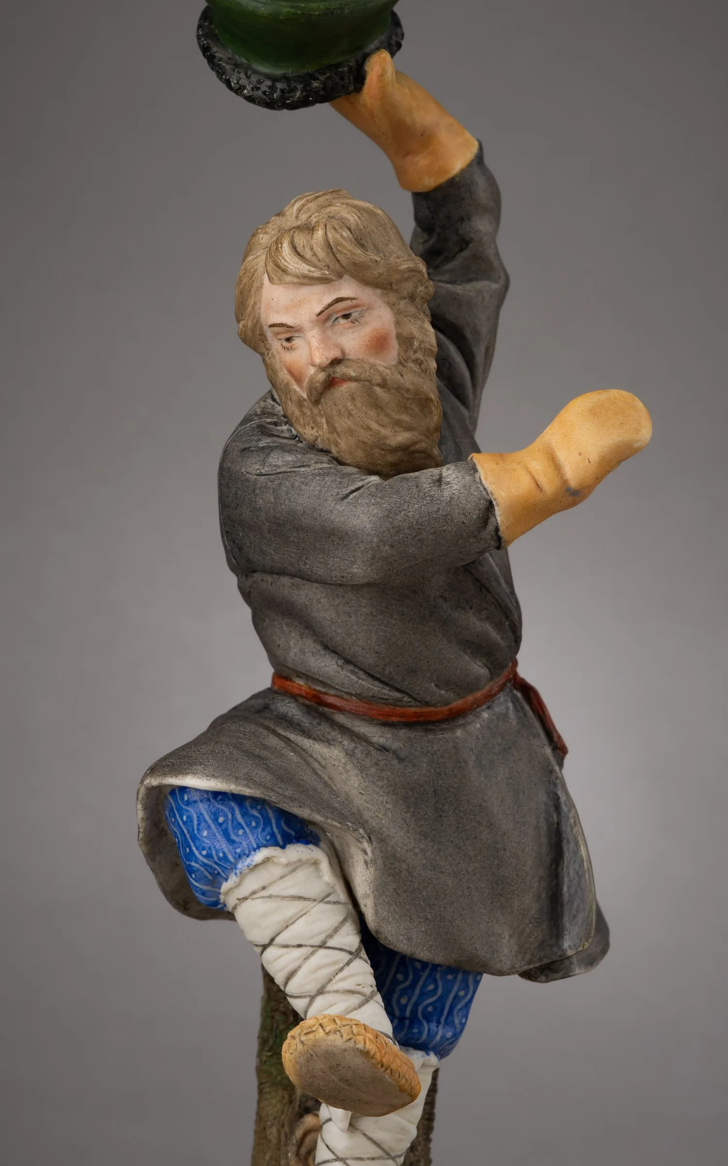 (Попов) Скульптура «Пляшущий крестьянин». Россия, завод А.Г. Попова, 1850–1860-е годы. — фото 4