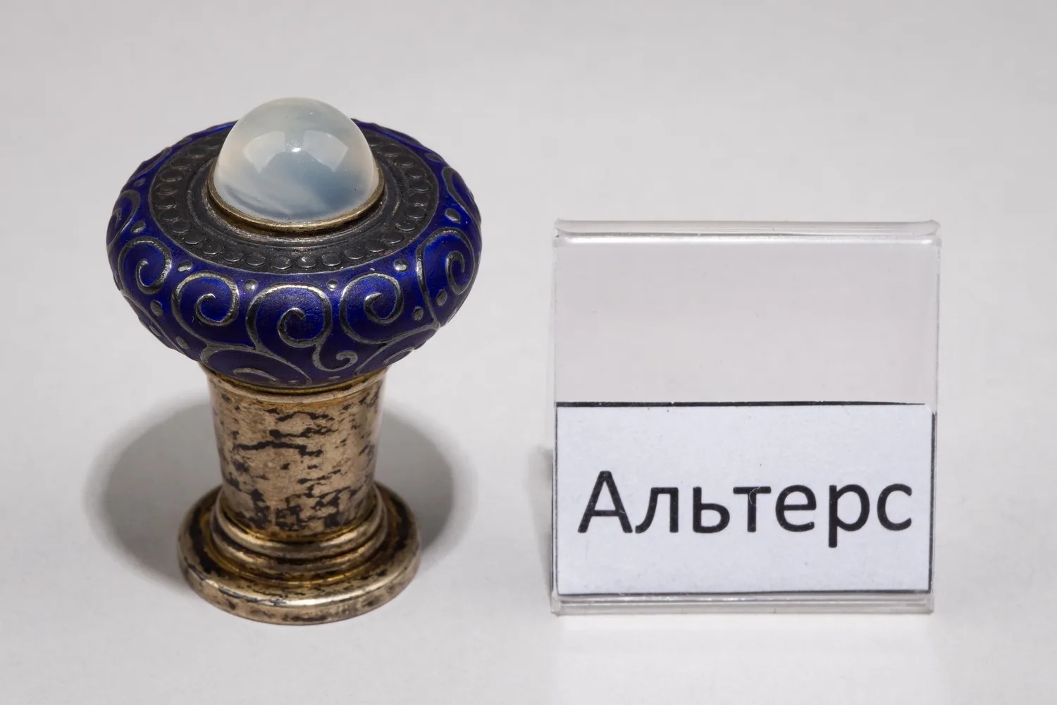 (Фаберже) Печать c опаковой эмалью. Москва, фирма Придворного Поставщика К. Фаберже, 1908–1917 годы. — фото 7
