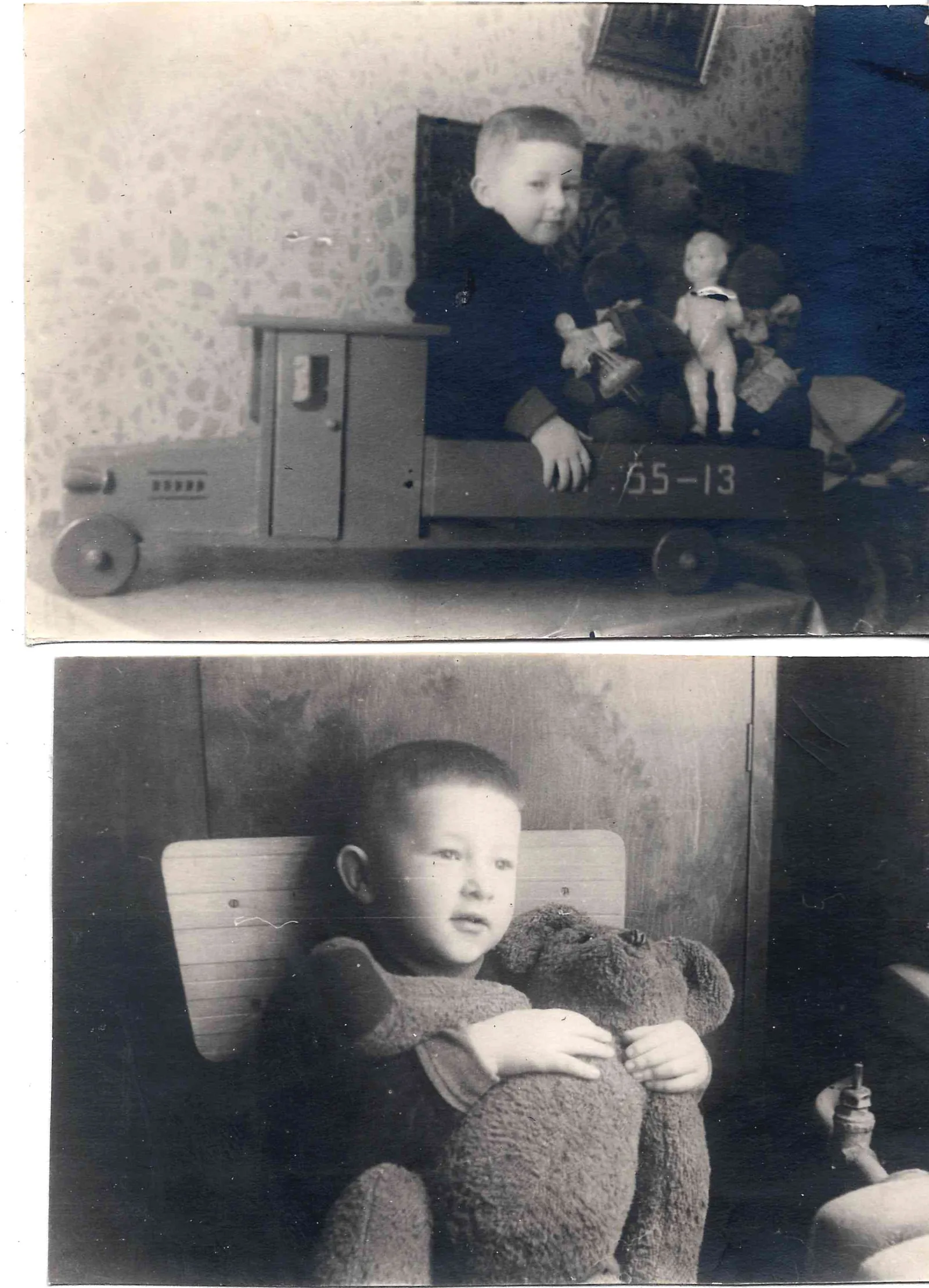 2 фотографии «Мальчик с игрушками». 1950-е годы. — фото 1