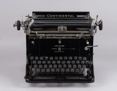 Печатная машинка Continental mechanik. Германия, 1900-е годы.