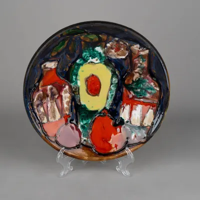 Тарелка с изображением натюрморта. СССР, Абрамцево, автор - Истомина, 1981.