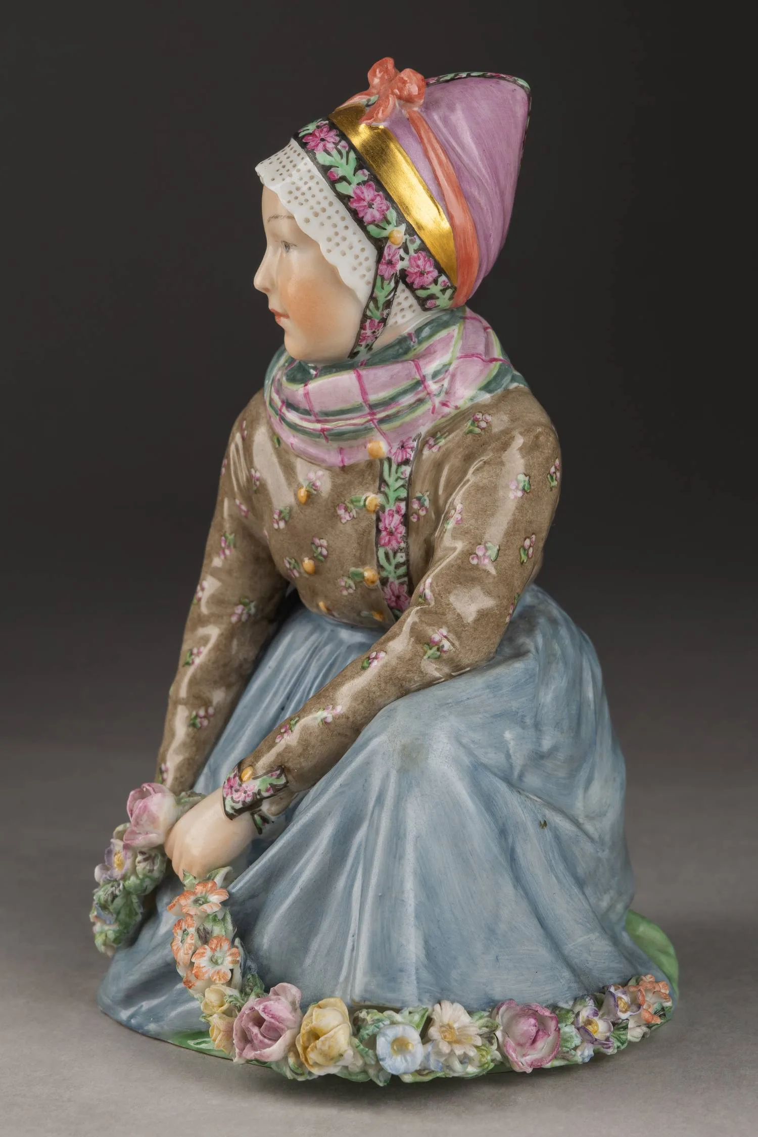 (Royal Copenhagen) Скульптура «Девочка из Фанё» (из серии "Национальные типажи"). Дания, Royal Copenhagen, Мартин-Хансен, К., 1920-е годы. — фото 3