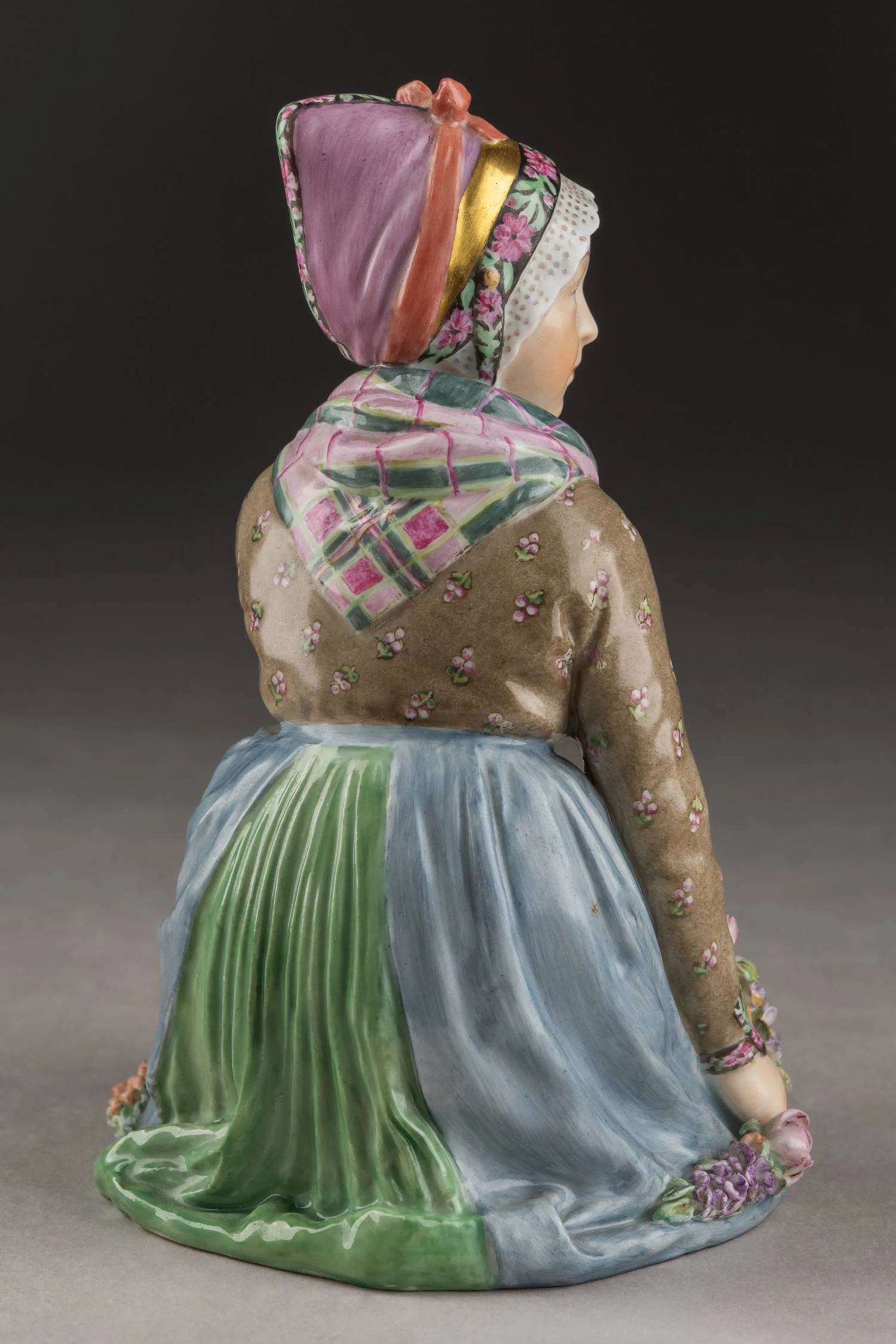 (Royal Copenhagen) Скульптура «Девочка из Фанё» (из серии "Национальные типажи"). Дания, Royal Copenhagen, Мартин-Хансен, К., 1920-е годы. — фото 4