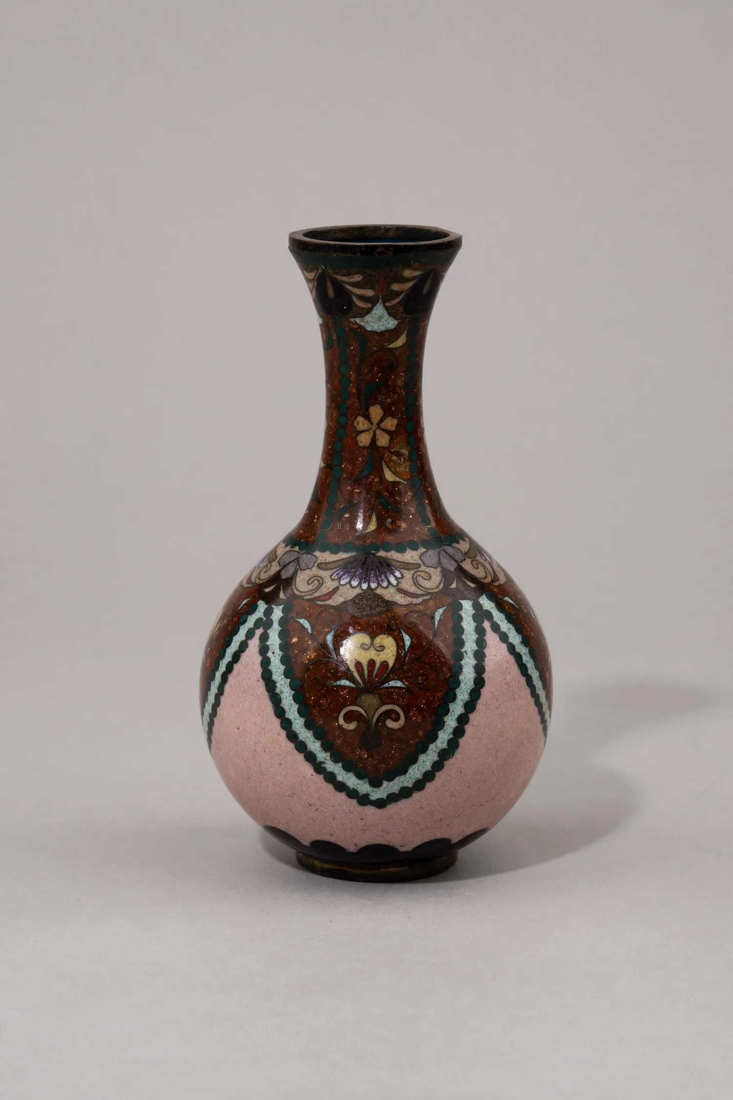 Вазочка и курильница с изображением Феникса. Япония, 1868–1912 (период Мэйдзи). — фото 8