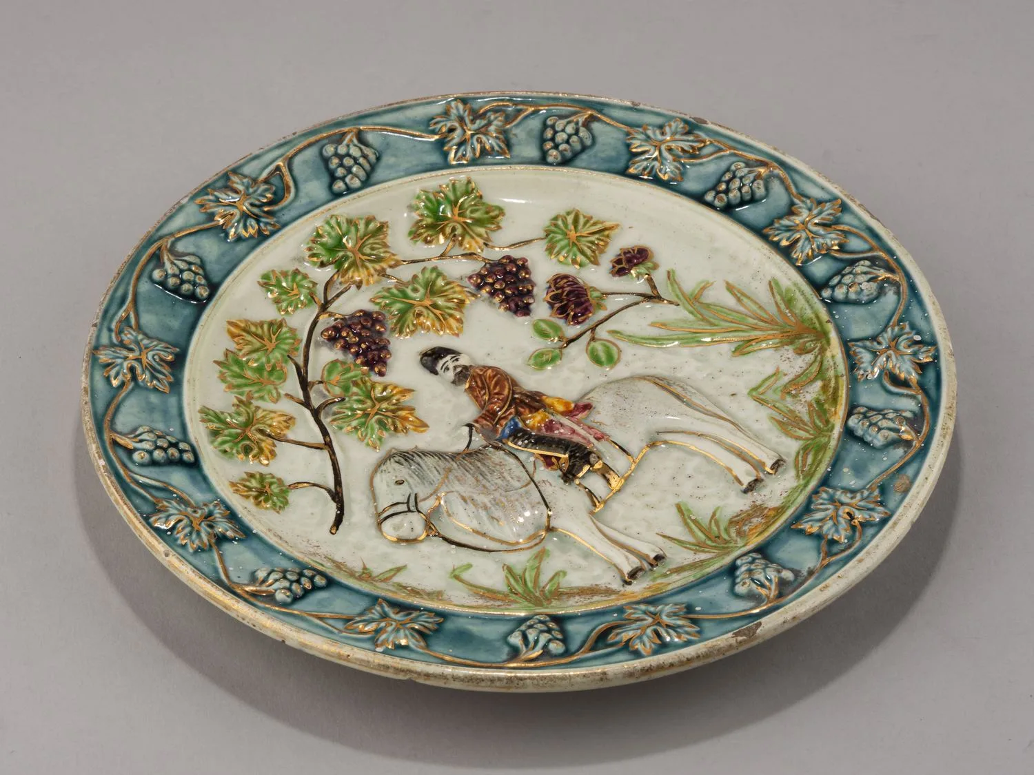 Тарелка, "Казак на коне". Россия, Завод М.С. Кузнецова в Твери, 1870-1872 годы. — фото 2