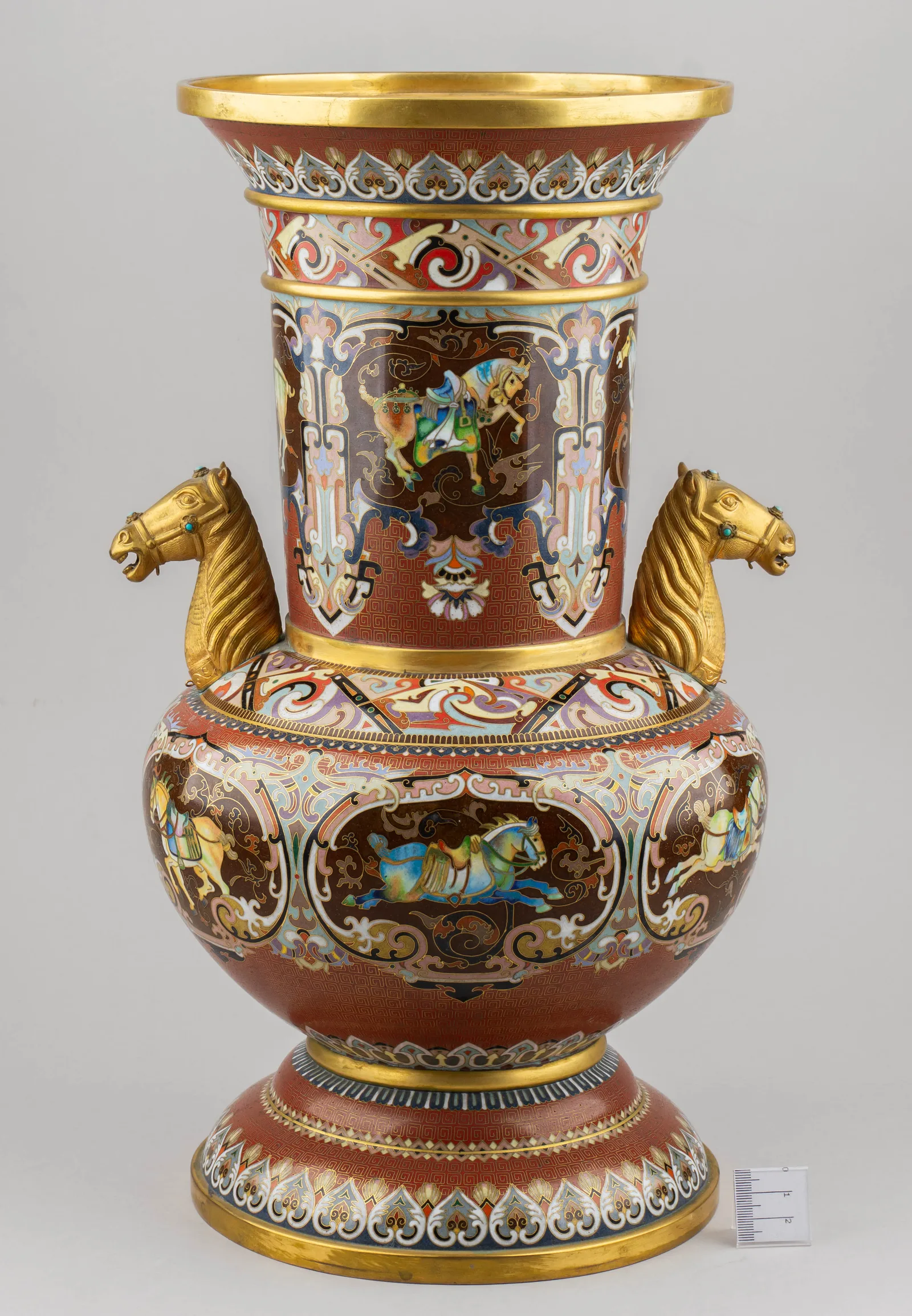 (Экспертиза) Ваза (46см) в технике клуазоне «Танские кони». Китай, 1920–1930-е годы. — фото 2