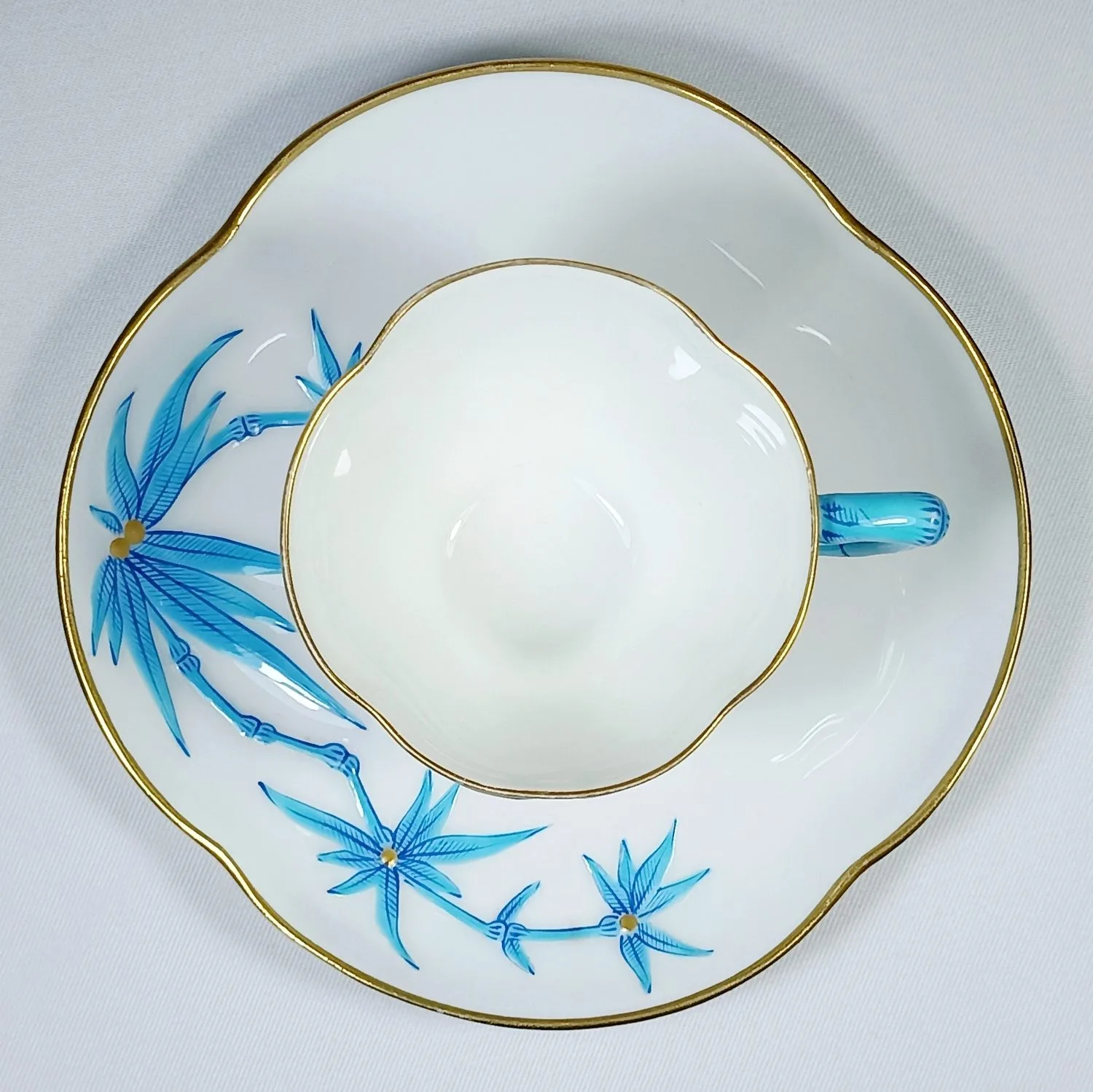 (Royal Worcester) Чайная пара с росписью в виде сказочного бирюзового бамбука. Англия, Royal Worcester, 1879. — фото 5
