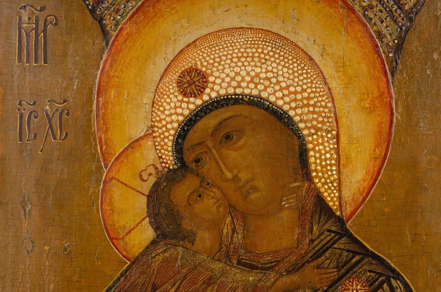 Икона «Богоматерь Владимирская (Волоколамская)». Россия, начало XVII века. — фото 2