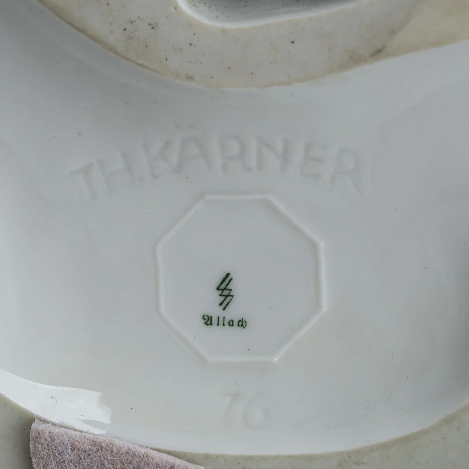 (Редкость, Германия, Allach) Скульптура ""Большая овчарка"". Германия, мануфактура Allach, скульптор Th. Kärner, модель № 76, 1936-1945 годы. — фото 4