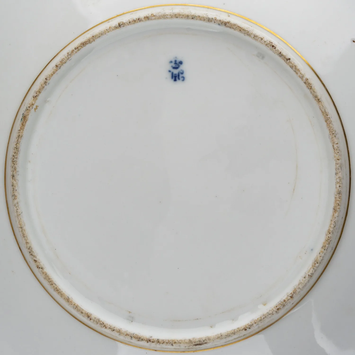 Тарелка с изображением герба Российской империи. Россия, Императорский фарфоровый завод. 1840-е годы. — фото 3