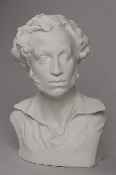 Бюст «Пушкин А.С.» Бисквит, лепка. СССР, ЛФЗ, автор модели Корсиков А.Д., 1960-е годы.