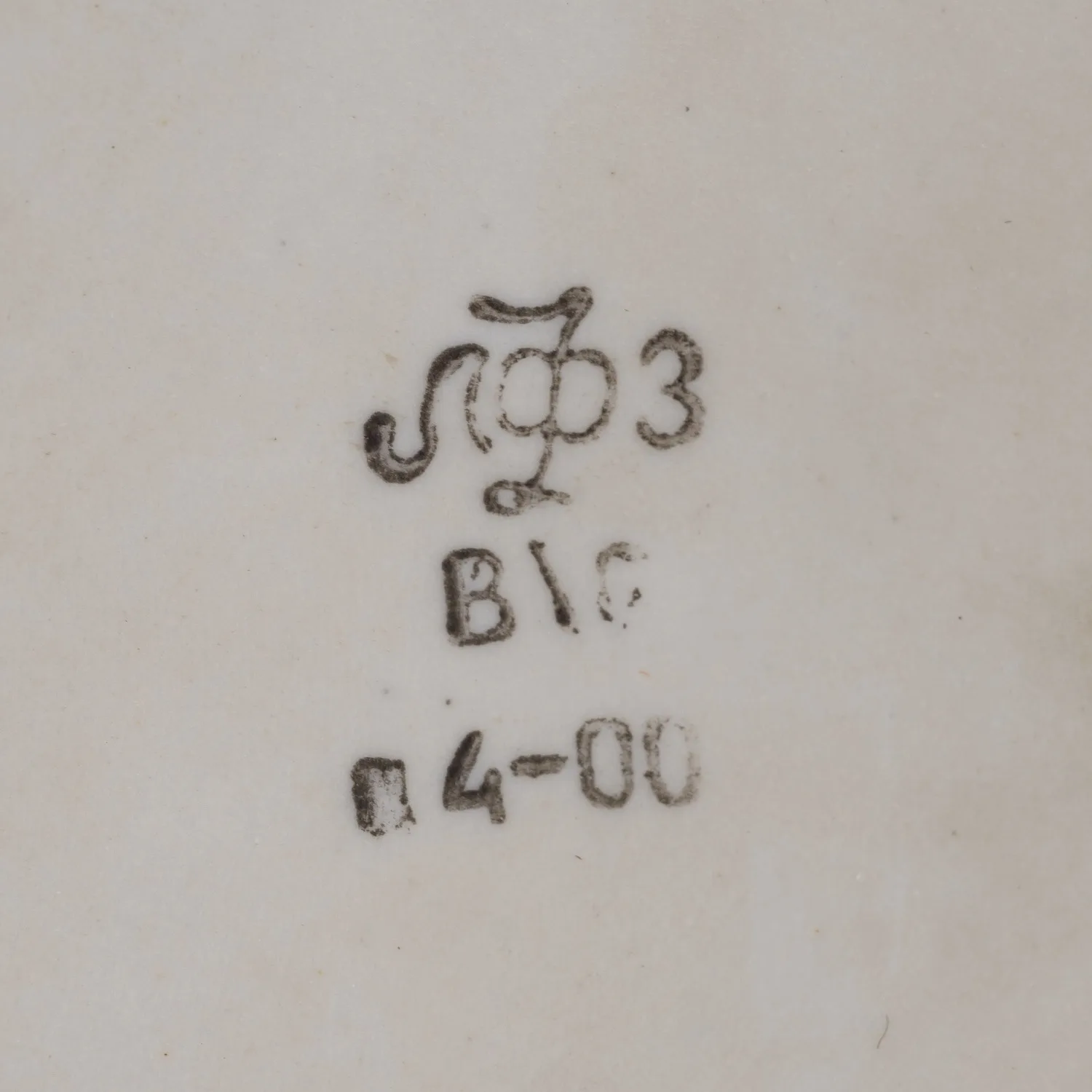 Бюст «Пушкин А.С.» Бисквит, лепка. СССР, ЛФЗ, автор модели Корсиков А.Д., 1960-е годы. — фото 3